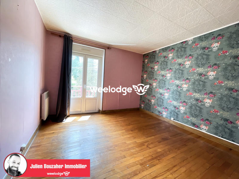 Maison - 123 m² - 7 pièces