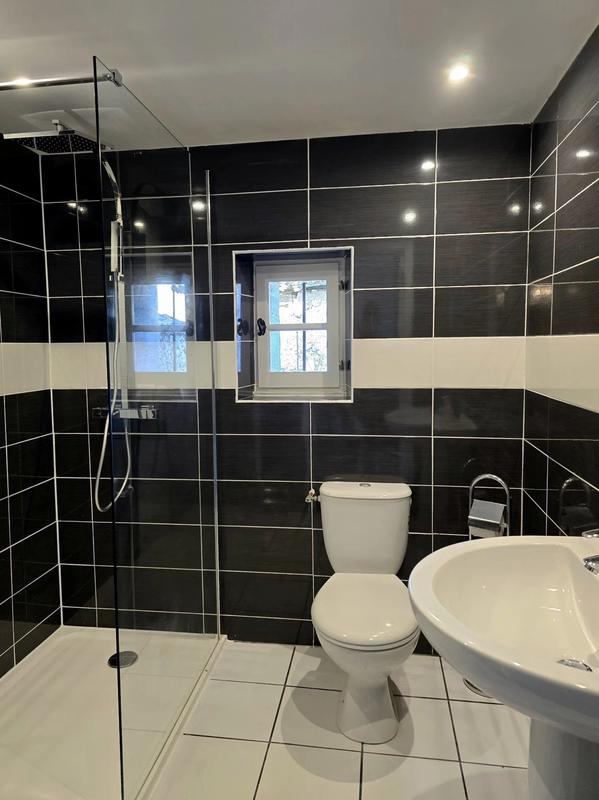 Maison - 336 m² - 10 pièces