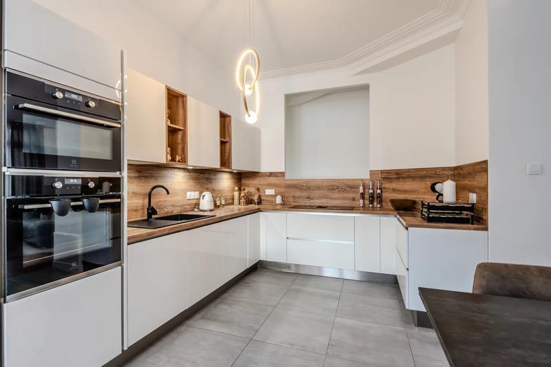 Appartement - 82 m² - 3 pièces