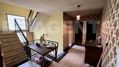 Maison - 120 m² - 9 pièces