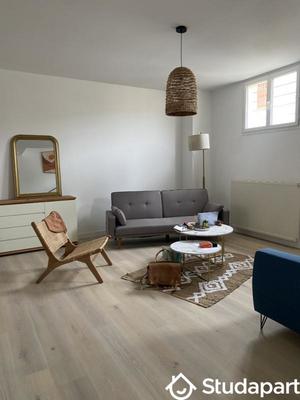 Chambre - 13 m² - 1 pièce