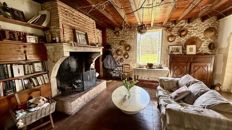 Maison ancienne - 206 m² - 6 pièces