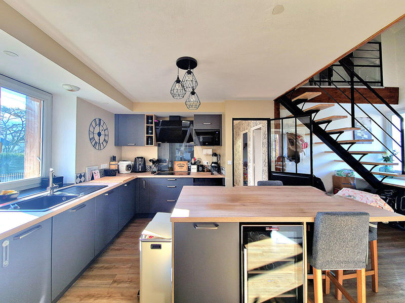 Maison - 130 m² - 6 pièces