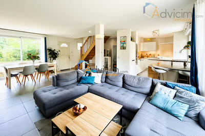 Maison contemporaine - 153 m² - 7 pièces