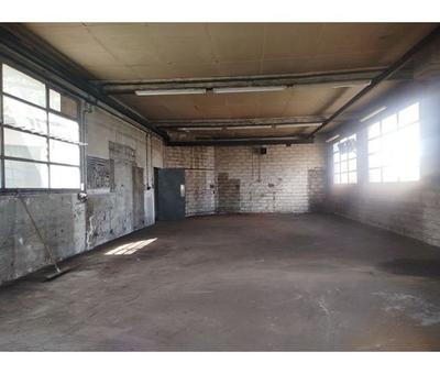 Local commercial - 150 m² - 2 pièces