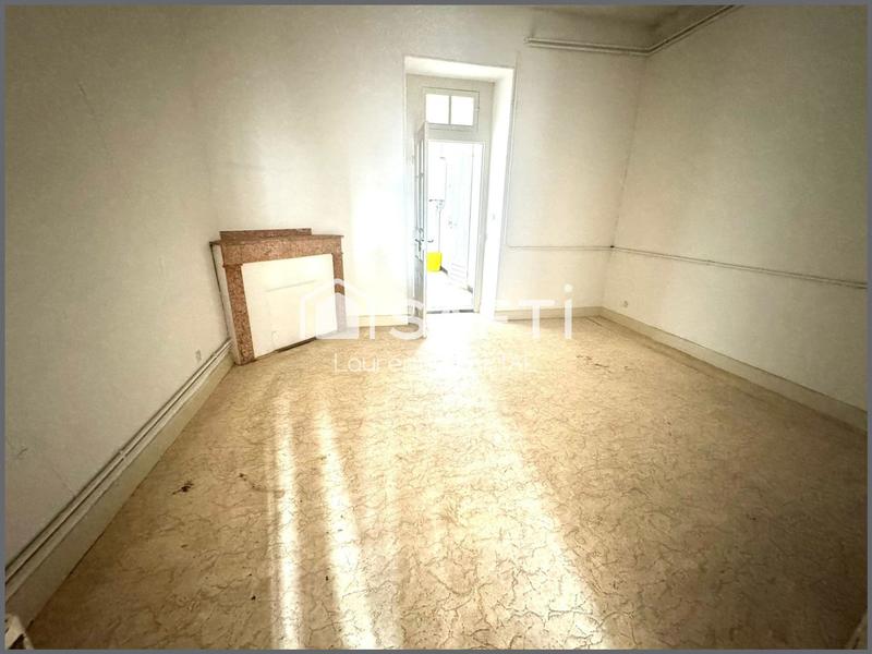 Immeuble - 127 m² - 2 pièces