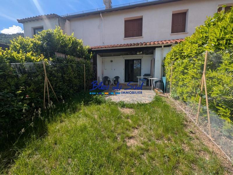 Studio - 25 m² - 1 pièce