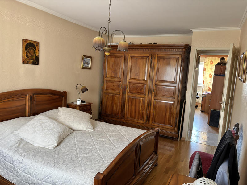 Appartement - 96 m² - 5 pièces