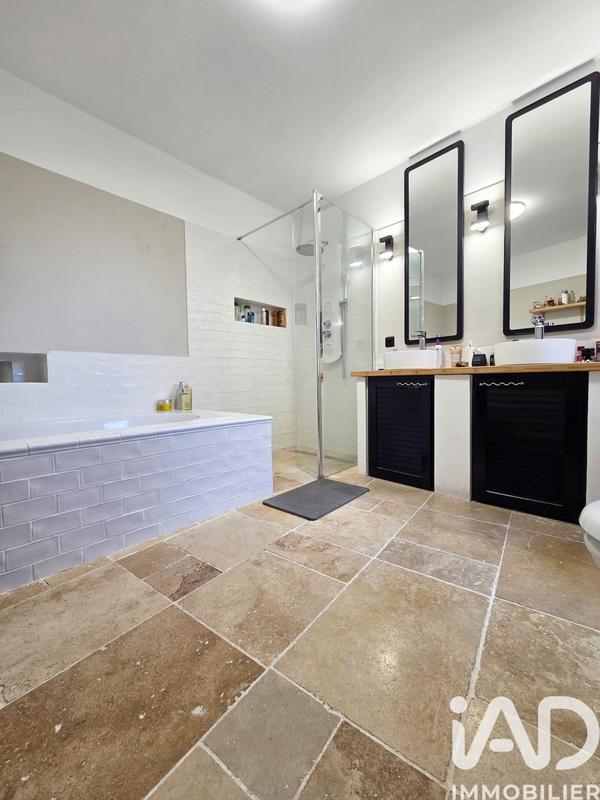 Maison de village - 226 m² - 7 pièces