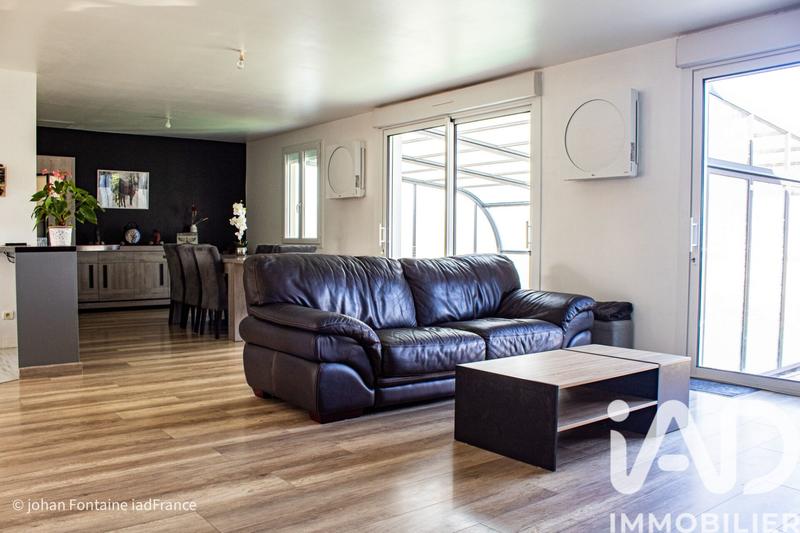 Maison - 143 m² - 8 pièces