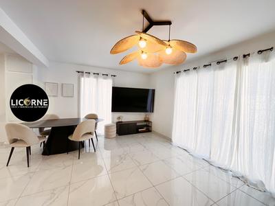 Bastide - 93 m² - 4 pièces