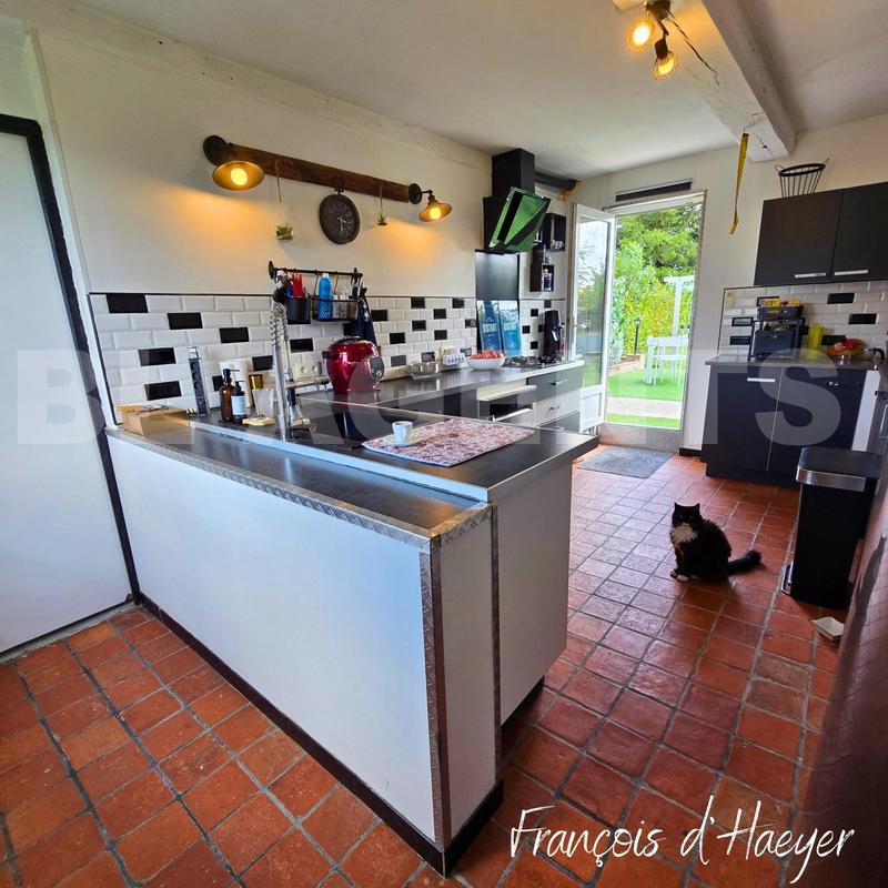 Maison - 143 m² - 6 pièces