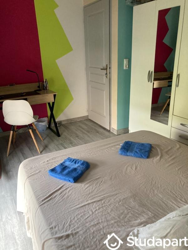 Chambre - 10 m² - 1 pièce