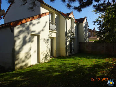 Maison - 80 m² - 4 pièces