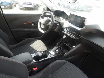 Peugeot 208 e-208 136ch Style