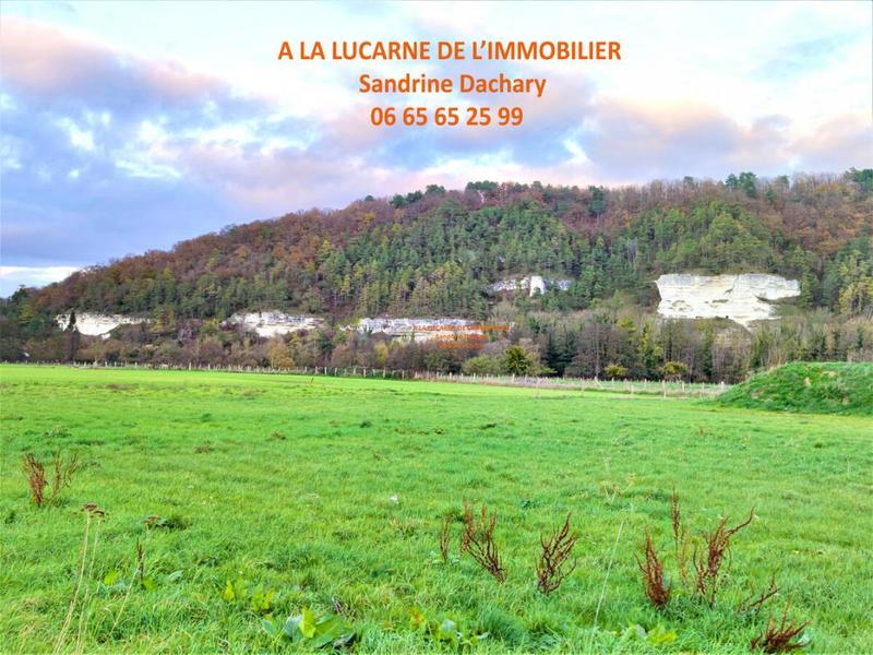 Terrain constructible - 1 351 m²