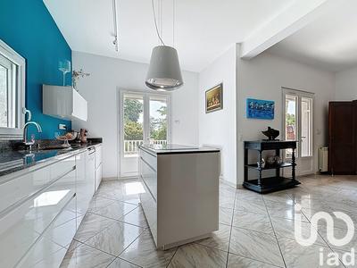 Maison - 170 m² - 8 pièces