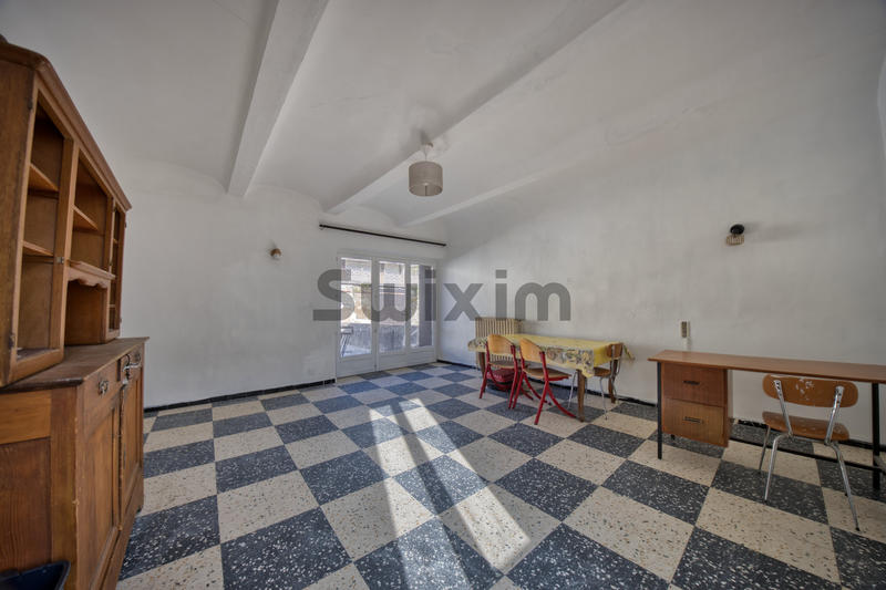 Maison de village - 138 m² - 9 pièces