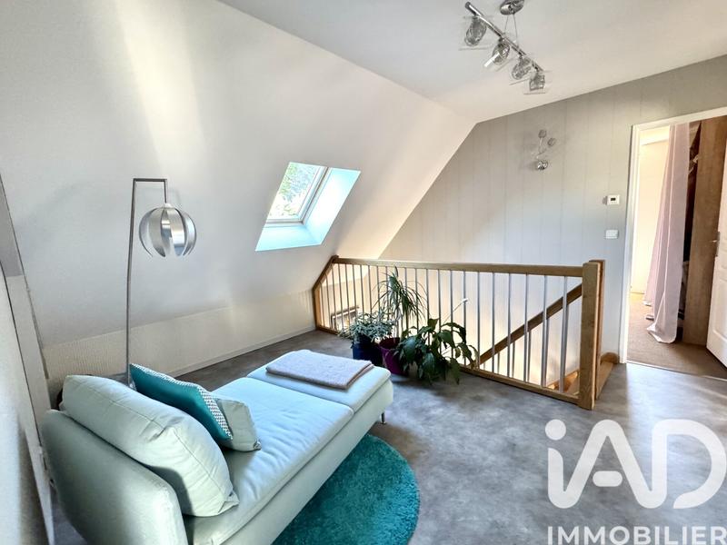 Maison - 210 m² - 7 pièces