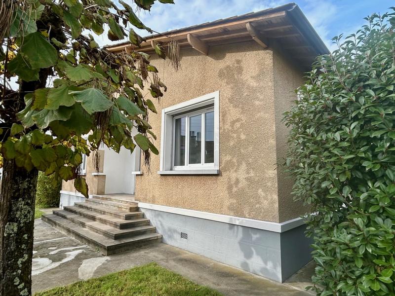 Maison traditionnelle - 109 m² - 6 pièces