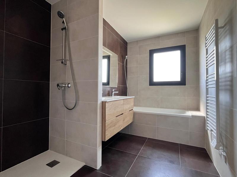 Maison - 91 m² - 4 pièces