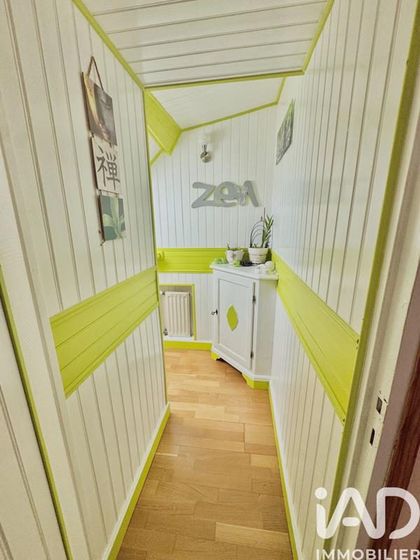 Maison - 210 m² - 6 pièces