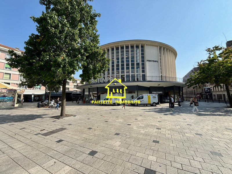 Appartement - 79 m² - 4 pièces