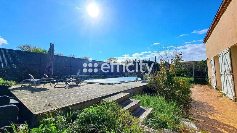 Demeure - 307 m² - 7 pièces