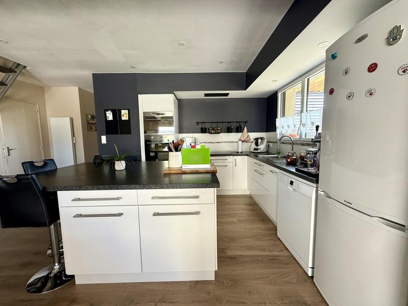 Maison contemporaine - 143 m² - 6 pièces