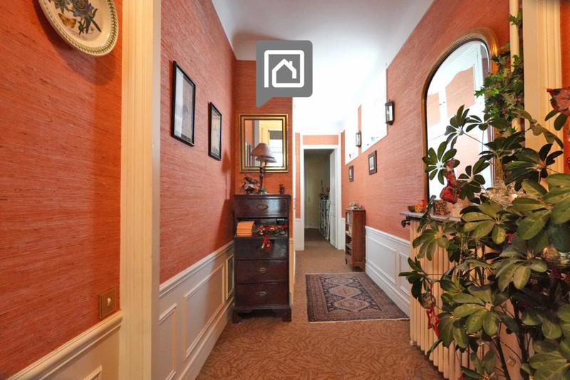 Appartement - 105 m² - 4 pièces