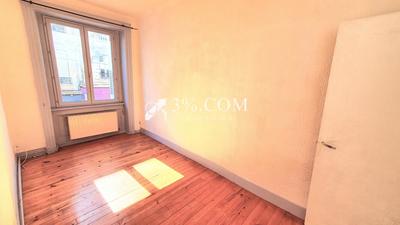 Appartement - 90 m² - 4 pièces