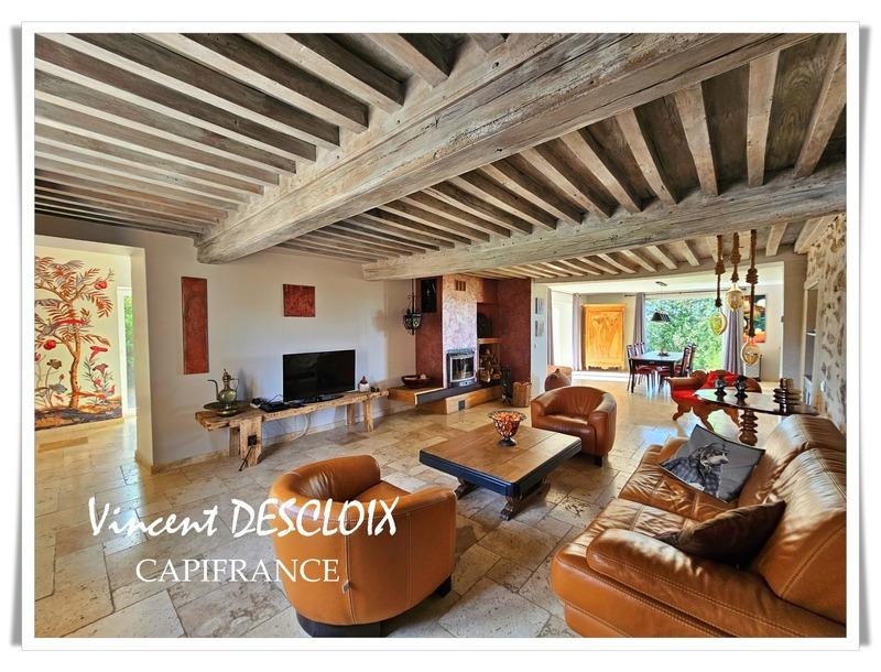 Propriété - 257 m² - 8 pièces