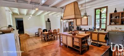 Maison - 295 m² - 7 pièces