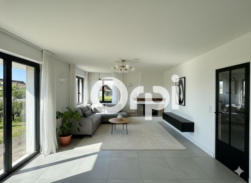 Maison - 141 m² - 6 pièces