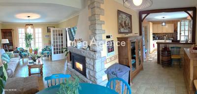 Maison - 140 m² - 5 pièces