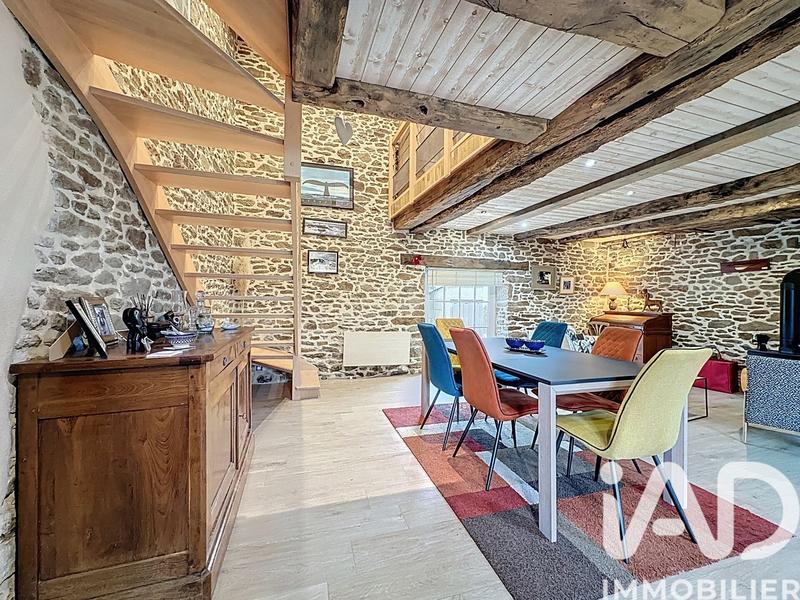 Maison - 183 m² - 7 pièces