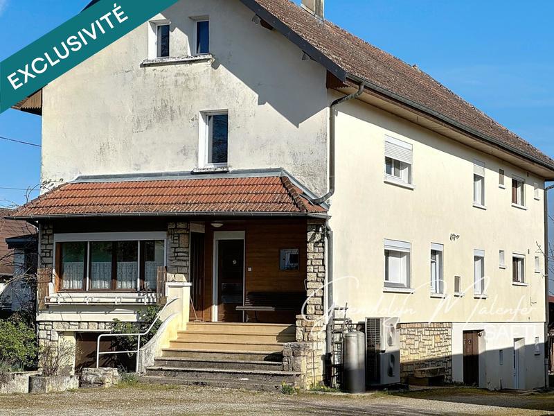 Maison - 277 m² - 11 pièces