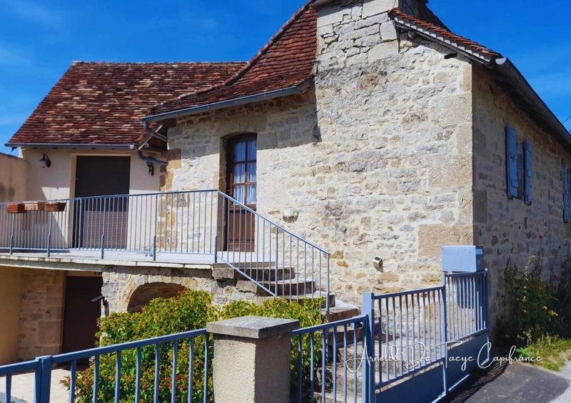 Maison de village - 83 m² - 4 pièces
