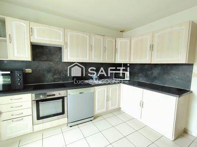 Appartement - 82 m² - 4 pièces