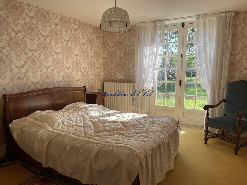 Maison - 285 m² - 7 pièces