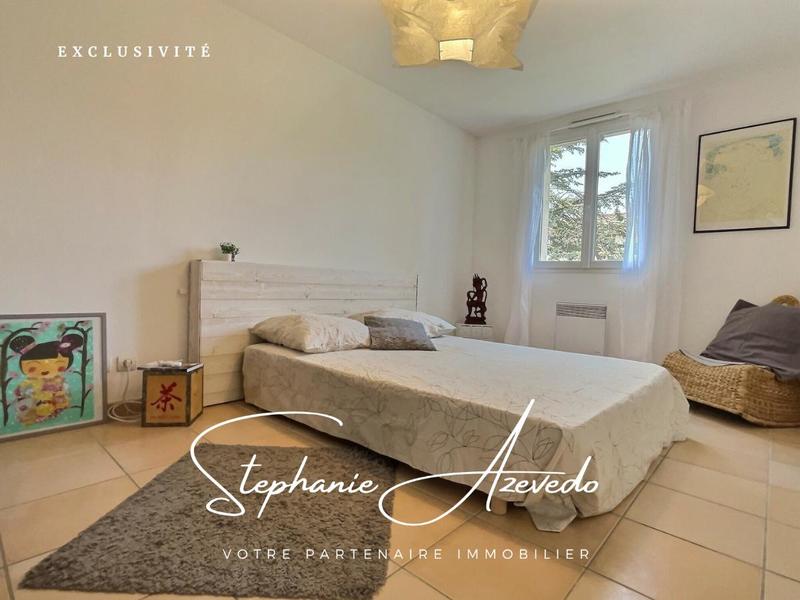 Maison jumelée - 85 m² - 4 pièces