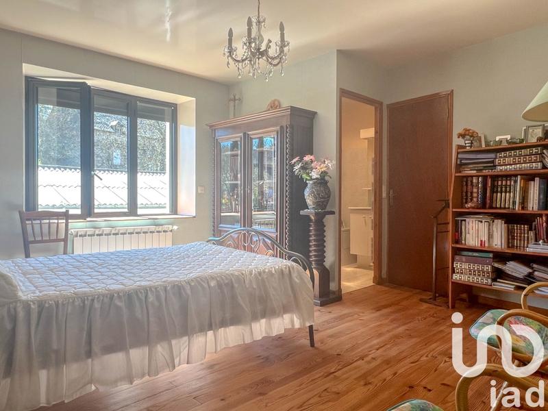 Maison - 133 m² - 7 pièces