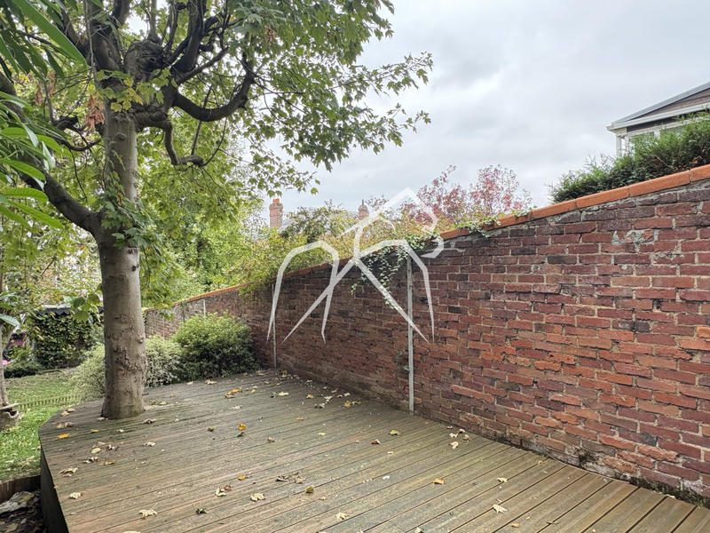 Maison - 122 m² - 6 pièces