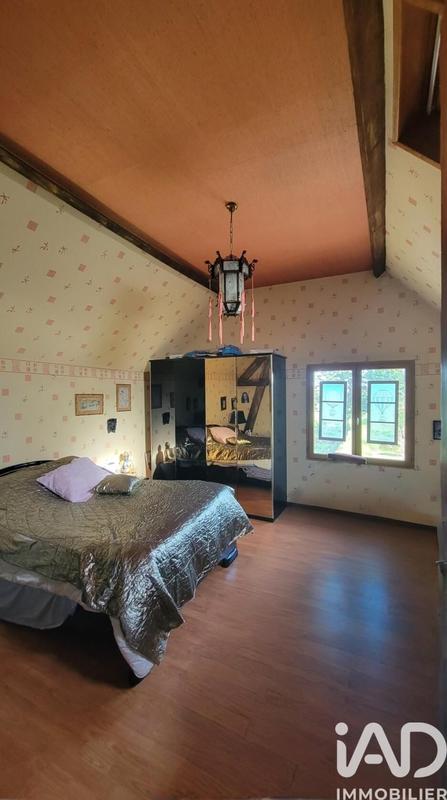 Maison - 227 m² - 6 pièces