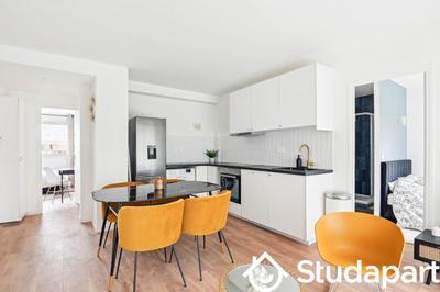 Chambre - 11 m² - 1 pièce