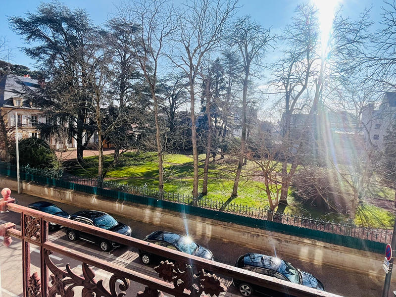 Appartement - 141 m² - 5 pièces