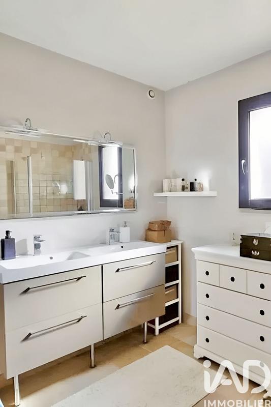 Maison - 197 m² - 5 pièces