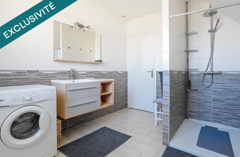 Maison - 202 m² - 6 pièces