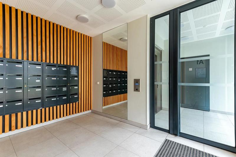 Duplex - 93 m² - 5 pièces