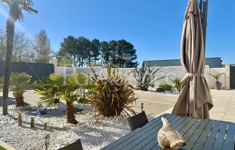 Maison - 189 m² - 6 pièces